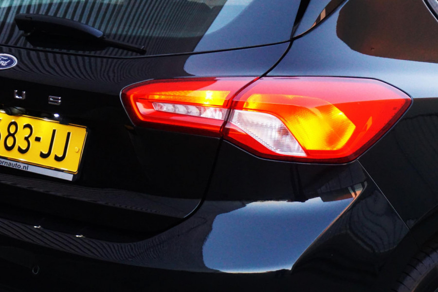 Ford Focus 1.0 EcoB.125pk Edition Business/Camera/Rijklaar prijs incl.Garantie.