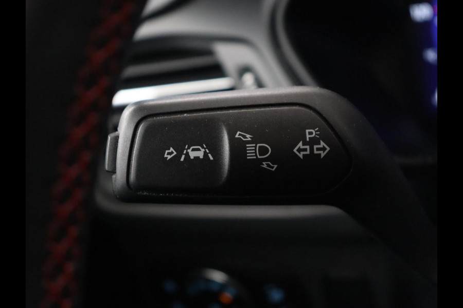 Ford FOCUS Wagon 1.0 EcoBoost Hybrid ST Line X Business