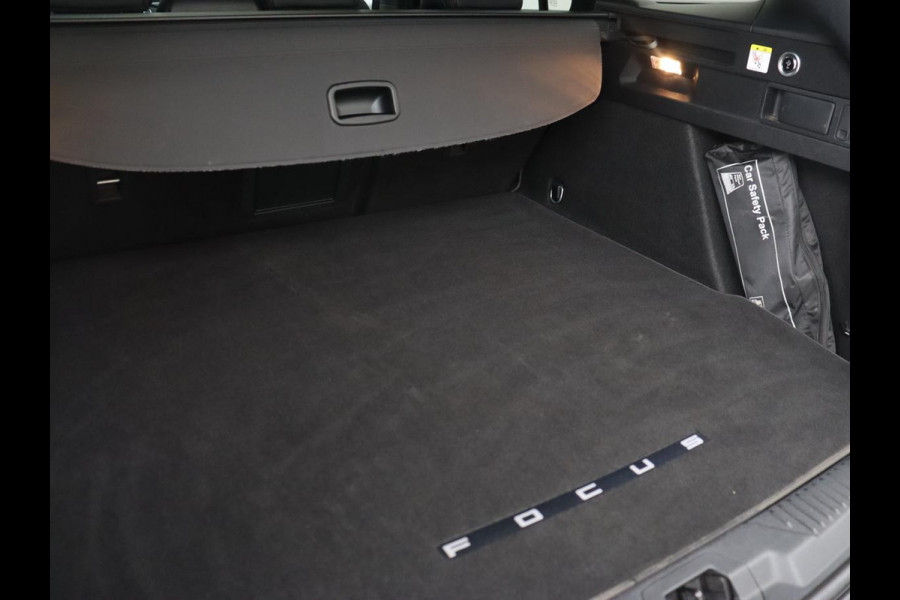 Ford FOCUS Wagon 1.0 EcoBoost Hybrid ST Line X Business