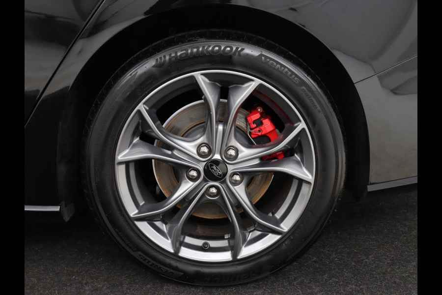 Ford FOCUS Wagon 1.0 EcoBoost Hybrid ST Line X Business