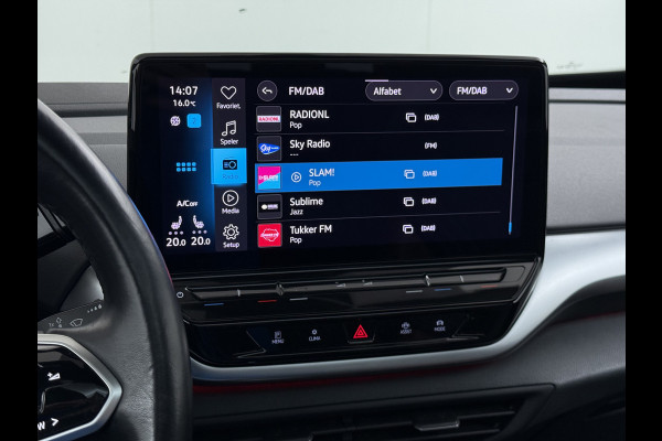 Volkswagen ID.4 Max 77kWh SOH 90% Warmtepomp Ergo Comfort Stoelen Trekhaak 360°Camera Panoramadak Adap.Cruise Navi Ecc Apple Carplay Android Aut Memory Stoel+Stuurverwarming Lmv 21" DAB Elek.Stoelen+Achterklep Voorruitverwarming Matrix Led Origineel Nederlandse Super Compleet! Auto Nieuwprijs  €57.932,-