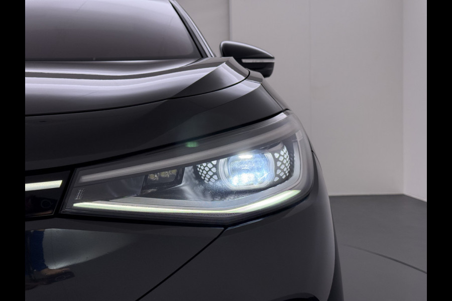 Volkswagen ID.4 Max 77kWh SOH 90% Warmtepomp Ergo Comfort Stoelen Trekhaak 360°Camera Panoramadak Adap.Cruise Navi Ecc Apple Carplay Android Aut Memory Stoel+Stuurverwarming Lmv 21" DAB Elek.Stoelen+Achterklep Voorruitverwarming Matrix Led Origineel Nederlandse Super Compleet! Auto Nieuwprijs  €57.932,-