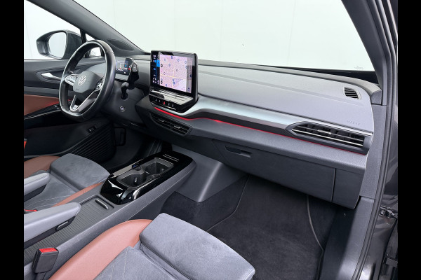 Volkswagen ID.4 Max 77kWh SOH 90% Warmtepomp Ergo Comfort Stoelen Trekhaak 360°Camera Panoramadak Adap.Cruise Navi Ecc Apple Carplay Android Aut Memory Stoel+Stuurverwarming Lmv 21" DAB Elek.Stoelen+Achterklep Voorruitverwarming Matrix Led Origineel Nederlandse Super Compleet! Auto Nieuwprijs  €57.932,-