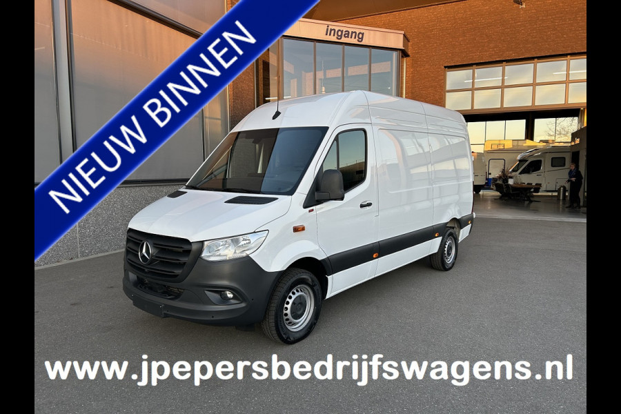 Mercedes-Benz Sprinter 317 CDI L2 H2 MBUX / 360 Camera / Navigatie / Cruise control / Airco / 270 Graden achterdeuren
