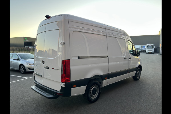Mercedes-Benz Sprinter 317 CDI L2 H2 MBUX / 360 Camera / Navigatie / Cruise control / Airco / 270 Graden achterdeuren