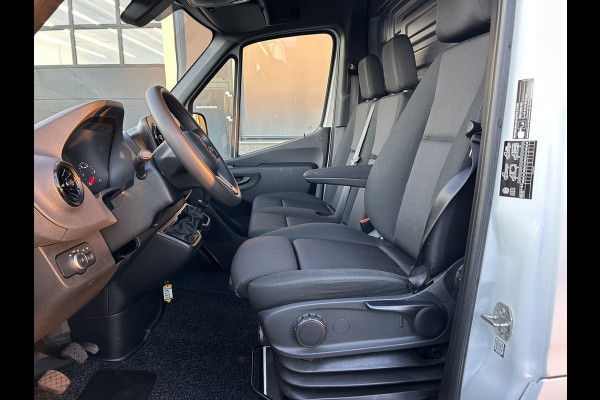 Mercedes-Benz Sprinter 317 CDI L2 H2 MBUX / 360 Camera / Navigatie / Cruise control / Airco / 270 Graden achterdeuren