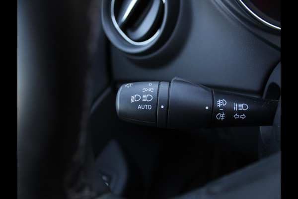 Renault Captur 0.9 TCe Intens CLIMATE | LED | CARPLAY | DAB | PDCA | CRUISE | LMV17 | NAVI