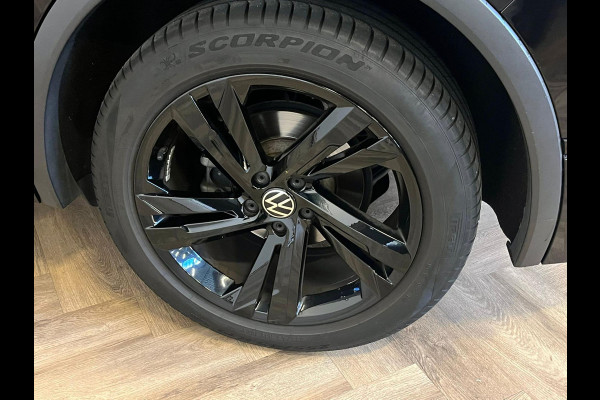 Volkswagen Tiguan 1.5 TSI R-Line Business|NAP|PANO|INCL BTW|