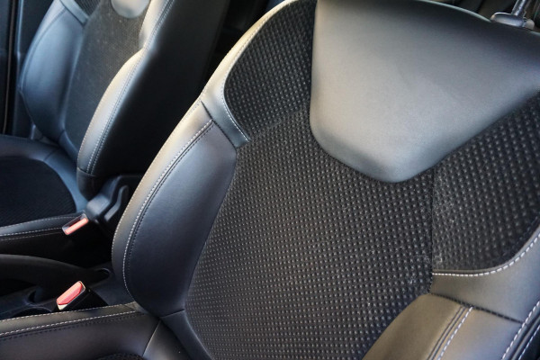 Renault Clio Estate 0.9 TCe Intens/Camera/Parkeerassistent/Metalliclak /Dealeronderhouden.