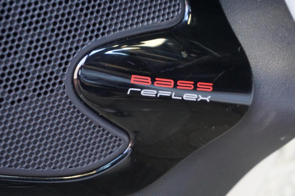 Renault Clio Estate 0.9 TCe Intens/Camera/Parkeerassistent/Metalliclak /Dealeronderhouden.