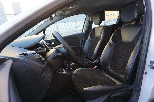 Renault Clio Estate 0.9 TCe Intens/Camera/Parkeerassistent/Metalliclak /Dealeronderhouden.