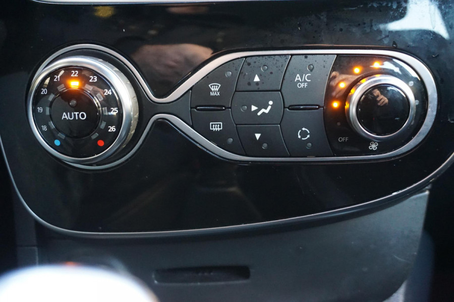 Renault Clio Estate 0.9 TCe Intens/Camera/Parkeerassistent/Metalliclak /Dealeronderhouden.