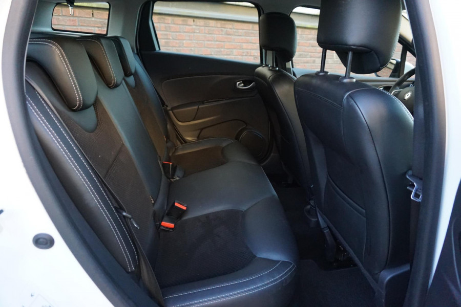 Renault Clio Estate 0.9 TCe Intens/Camera/Parkeerassistent/Metalliclak /Dealeronderhouden.