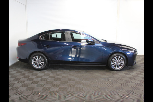 Mazda 3 2.0 e-SkyActiv-G M Hybrid 122 Comfort CLIMATE | CARPLAY | CAMERA | DAB | LED | TREKHAAK | HEAD-UP | STOEL/STUURVERW | LMV | ADAP