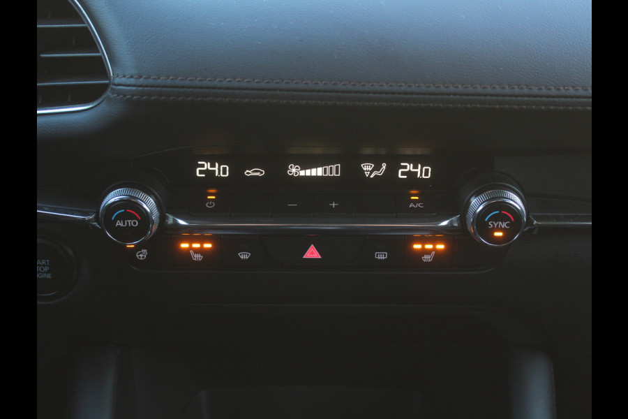 Mazda 3 2.0 e-SkyActiv-G M Hybrid 122 Comfort CLIMATE | CARPLAY | CAMERA | DAB | LED | TREKHAAK | HEAD-UP | STOEL/STUURVERW | LMV | ADAP