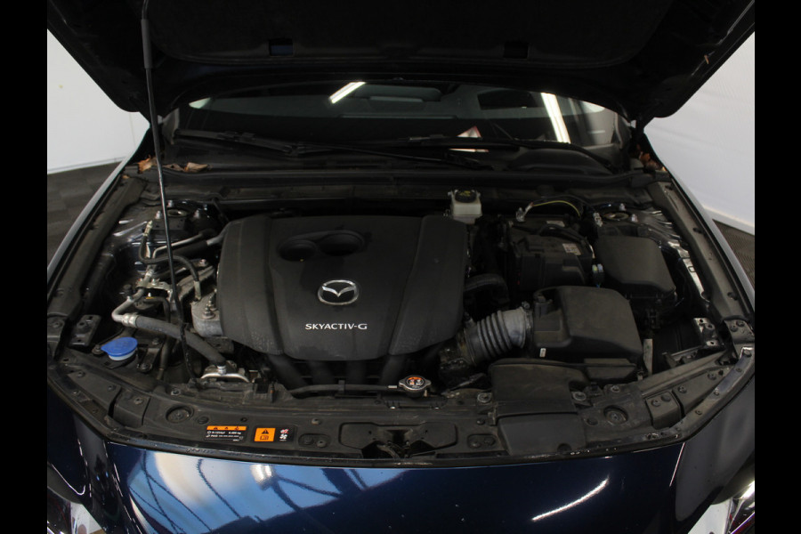 Mazda 3 2.0 e-SkyActiv-G M Hybrid 122 Comfort CLIMATE | CARPLAY | CAMERA | DAB | LED | TREKHAAK | HEAD-UP | STOEL/STUURVERW | LMV | ADAP