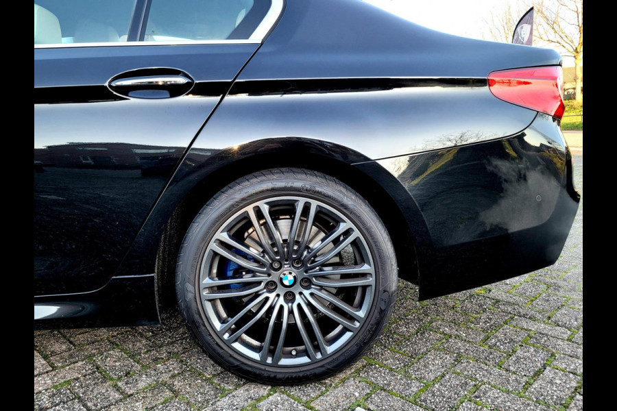 BMW 5 Serie 540i M-sport (2e eig. - NL - NAP!)