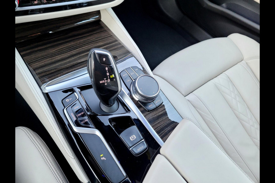 BMW 5 Serie 540i M-sport (2e eig. - NL - NAP!)