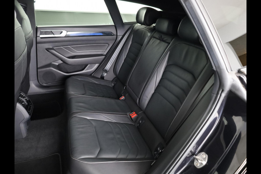 Volkswagen Arteon 1.4 TSI eHybrid R-Line Business 218 pk Automaat (DSG) | Navigatie | Panoramadak | Trekhaak (wegklapbaar) | Parkeersensoren (Park assist) | Rondomzicht camera | Lederen bekleding | Stoelverwarming v/a | R-Line |