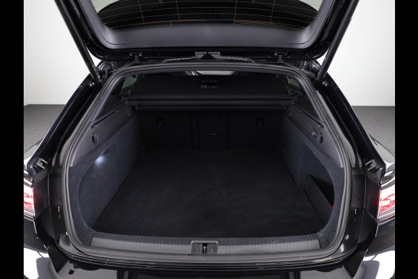 Volkswagen Arteon 1.4 TSI eHybrid R-Line Business 218 pk Automaat (DSG) | Navigatie | Panoramadak | Trekhaak (wegklapbaar) | Parkeersensoren (Park assist) | Rondomzicht camera | Lederen bekleding | Stoelverwarming v/a | R-Line |
