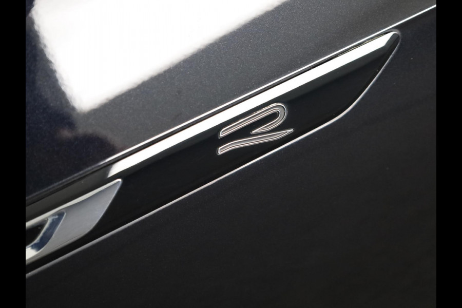 Volkswagen Arteon 1.4 TSI eHybrid R-Line Business 218 pk Automaat (DSG) | Navigatie | Panoramadak | Trekhaak (wegklapbaar) | Parkeersensoren (Park assist) | Rondomzicht camera | Lederen bekleding | Stoelverwarming v/a | R-Line |