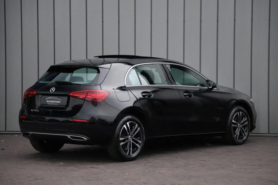 Mercedes-Benz A-Klasse 250e Business Solution | 218PK | Pano | Multibeam | Widescreen | Stoel/Stuurwielverw. | Distronic+ | Standkachel |
