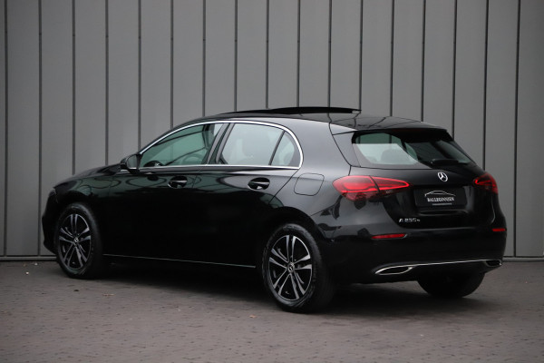 Mercedes-Benz A-Klasse 250e Business Solution | 218PK | Pano | Multibeam | Widescreen | Stoel/Stuurwielverw. | Distronic+ | Standkachel |