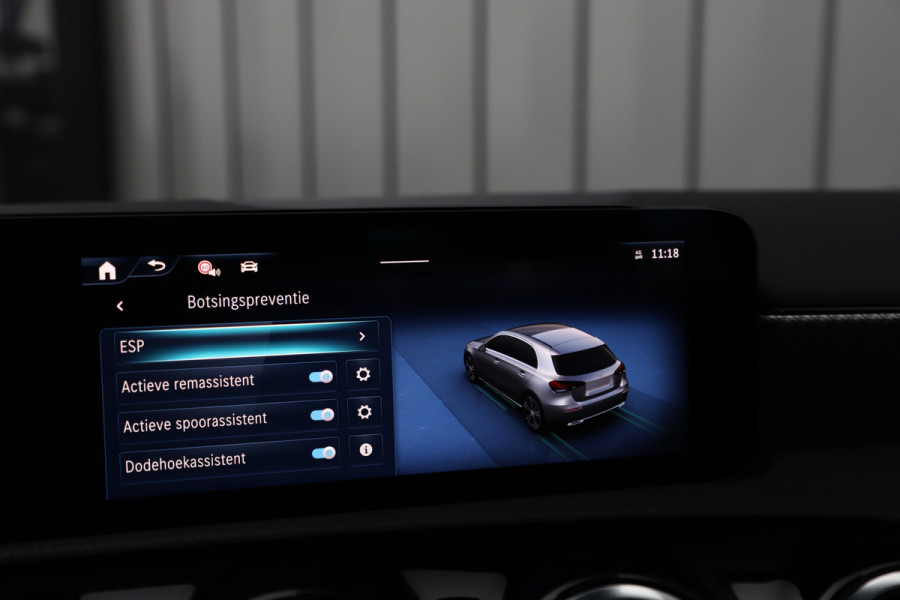 Mercedes-Benz A-Klasse 250e Business Solution | 218PK | Pano | Multibeam | Widescreen | Stoel/Stuurwielverw. | Distronic+ | Standkachel |