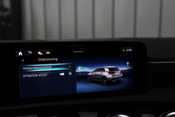 Mercedes-Benz A-Klasse 250e Business Solution | 218PK | Pano | Multibeam | Widescreen | Stoel/Stuurwielverw. | Distronic+ | Standkachel |