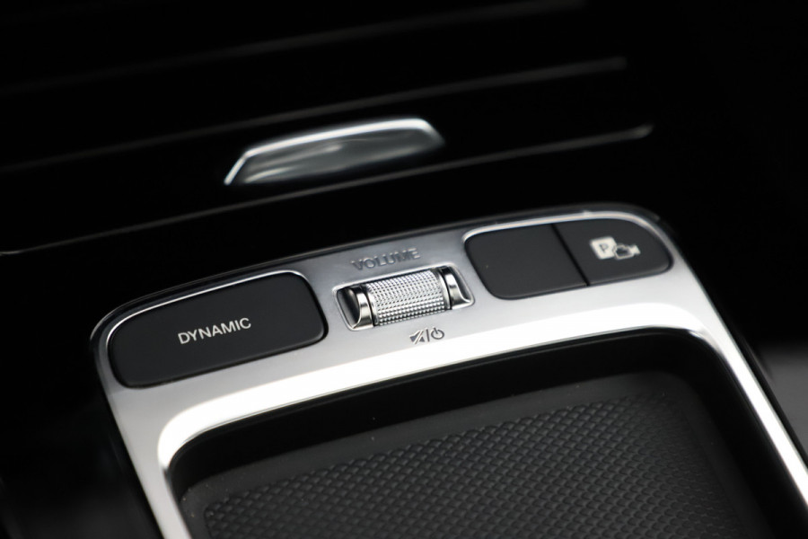 Mercedes-Benz A-Klasse 250e Business Solution | 218PK | Pano | Multibeam | Widescreen | Stoel/Stuurwielverw. | Distronic+ | Standkachel |