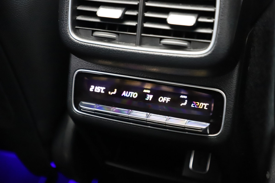 Mercedes-Benz GLE Coupé 350e AMG 4-Matic | 333PK | Luchtvering | Head-up | Burmester | Keyless-go | Sfeerverlichting | Multibeam | 2023.