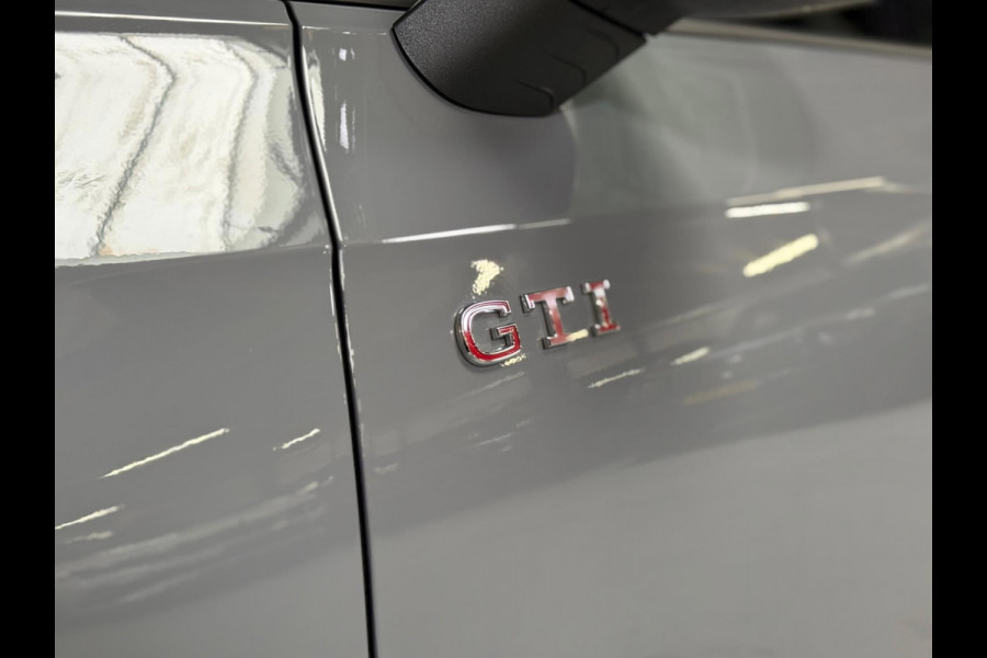 Volkswagen Golf 2.0 TSI GTI 8.5 Facelift | HUD | Harman/Kardon | Camera | Pano