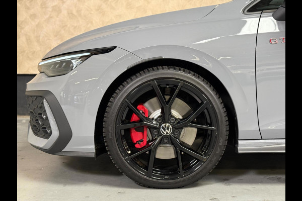 Volkswagen Golf 2.0 TSI GTI 8.5 Facelift | HUD | Harman/Kardon | Camera | Pano