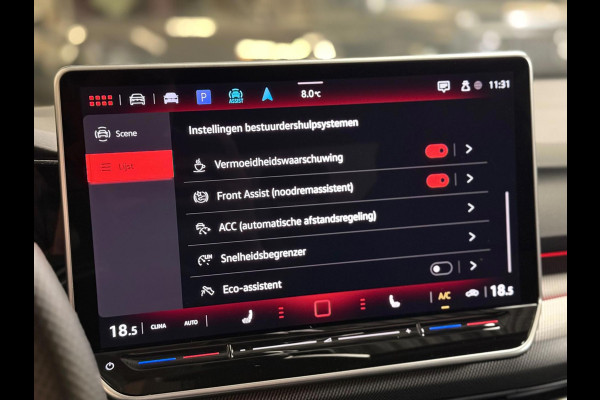 Volkswagen Golf 2.0 TSI GTI 8.5 Facelift | HUD | Harman/Kardon | Camera | Pano