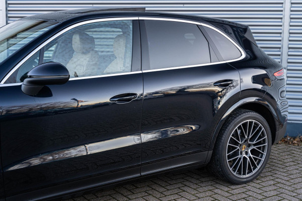 Porsche Cayenne 3.0 Schuifdak Leer Navigatie BOSE Camera Sport Chrono Stoelventilatie