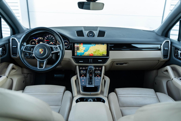 Porsche Cayenne 3.0 Schuifdak Leer Navigatie BOSE Camera Sport Chrono Stoelventilatie