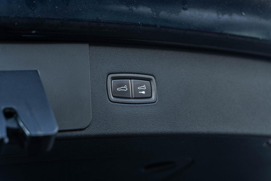 Porsche Cayenne 3.0 Schuifdak Leer Navigatie BOSE Camera Sport Chrono Stoelventilatie