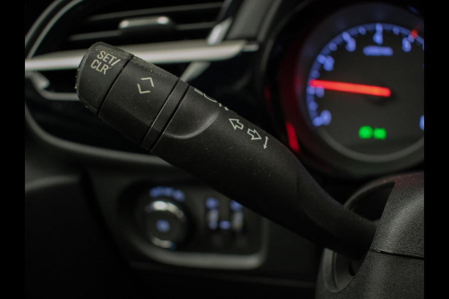 Opel Corsa 1.2 Edition Sport (APPLE CARPLAY,CRUISE,PDC,LANE ASSIST,LED,ELEKTRISCH PAKKET,SPORTSTOELEN,LM VELGEN,NETTE STAAT)