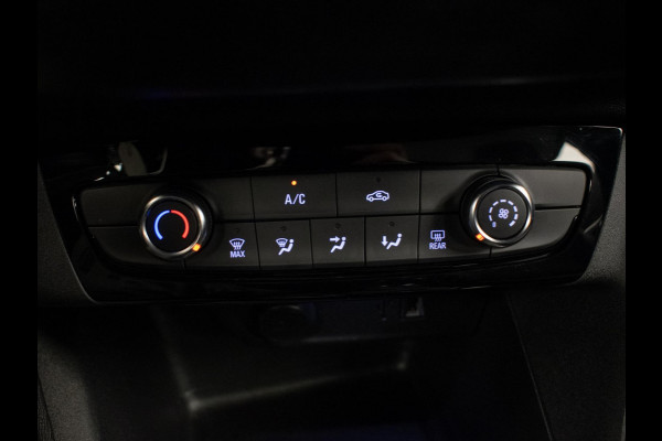 Opel Corsa 1.2 Edition Sport (APPLE CARPLAY,CRUISE,PDC,LANE ASSIST,LED,ELEKTRISCH PAKKET,SPORTSTOELEN,LM VELGEN,NETTE STAAT)