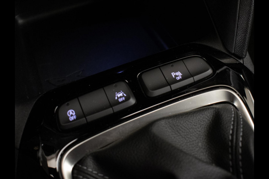 Opel Corsa 1.2 Edition Sport (APPLE CARPLAY,CRUISE,PDC,LANE ASSIST,LED,ELEKTRISCH PAKKET,SPORTSTOELEN,LM VELGEN,NETTE STAAT)