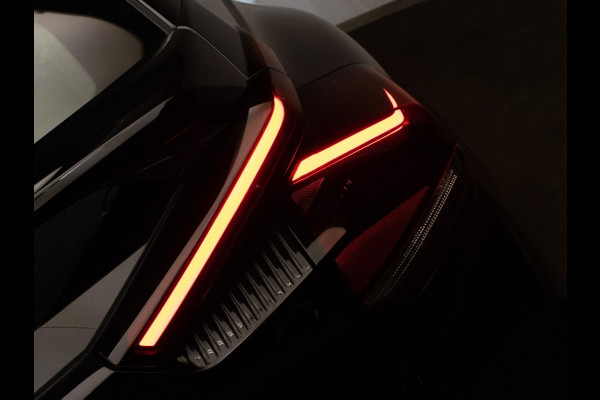 Citroën C4 1.2 Puretech Feel Pack (APPLE CARPLAY,NAVI,CAMERA,DIGITALE COCKPIT,SPORTSTOELEN,GETINT,PDC,LANE ASSIST,NETTESTAAT)