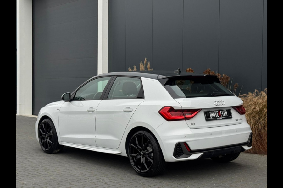 Audi A1 Sportback 30 TFSI S line automaat NAVI PDC SPORTVELGEN VIRTUAL CLIMATE