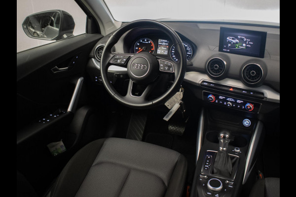 Audi Q2 35 TFSI S-Line (NAVI,LED,CAMERA,SPORTSTOELEN,SPORTSTOELEN,CLIMATE,CRUISE,PDC,GETINT,NETTESTAAT)