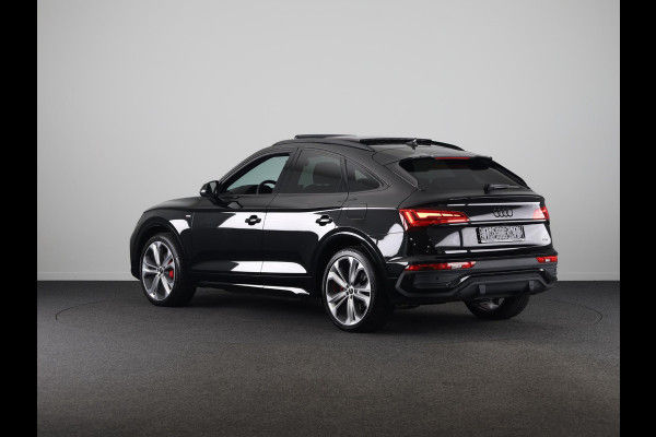 Audi Q5 Sportback 55 TFSI e S edition Competition 367pk | Panoramdak | Head Up Display | Luchtvering | B&O Audio | Verwarmbare voorstoelen | Trekhaak