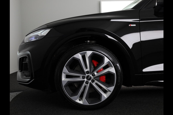 Audi Q5 Sportback 55 TFSI e S edition Competition 367pk | Panoramdak | Head Up Display | Luchtvering | B&O Audio | Verwarmbare voorstoelen | Trekhaak