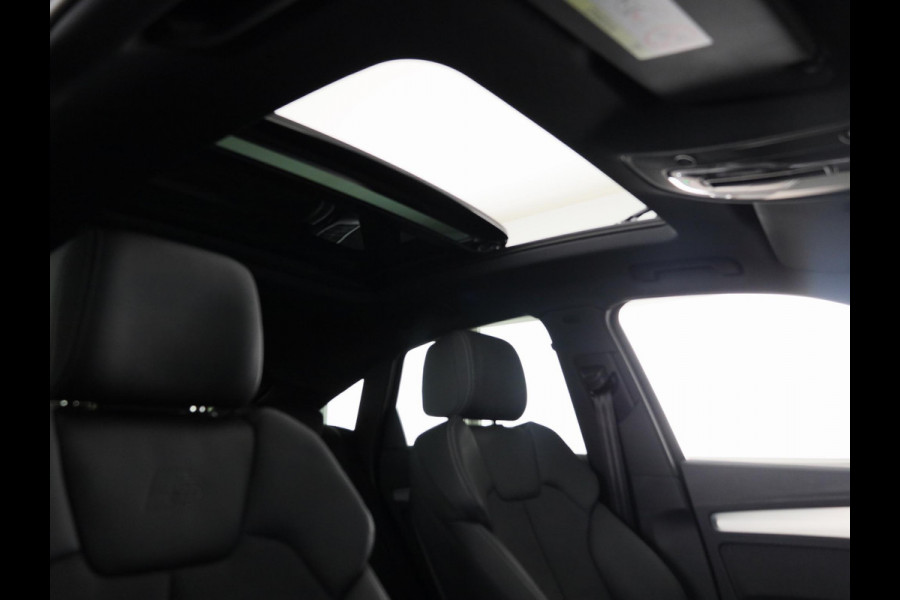 Audi Q5 Sportback 55 TFSI e S edition Competition 367pk | Panoramdak | Head Up Display | Luchtvering | B&O Audio | Verwarmbare voorstoelen | Trekhaak