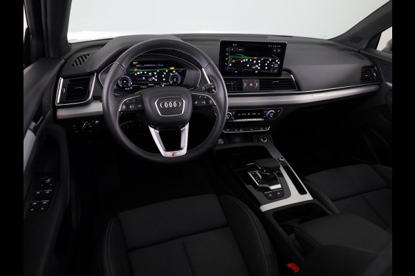 Audi Q5 Sportback 55 TFSI e S edition Competition 367pk | Panoramdak | Head Up Display | Luchtvering | B&O Audio | Verwarmbare voorstoelen | Trekhaak