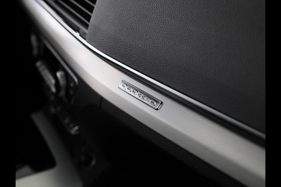 Audi Q5 Sportback 55 TFSI e S edition Competition 367pk | Panoramdak | Head Up Display | Luchtvering | B&O Audio | Verwarmbare voorstoelen | Trekhaak