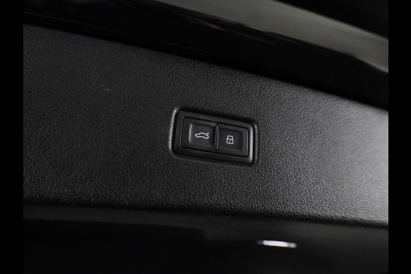 Audi Q5 Sportback 55 TFSI e S edition Competition 367pk | Panoramdak | Head Up Display | Luchtvering | B&O Audio | Verwarmbare voorstoelen | Trekhaak