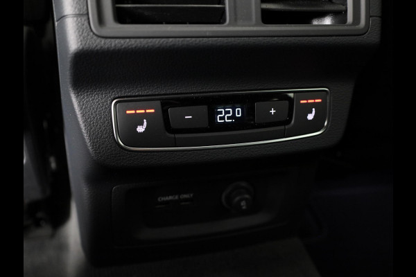 Audi Q5 Sportback 55 TFSI e S edition Competition 367pk | Panoramdak | Head Up Display | Luchtvering | B&O Audio | Verwarmbare voorstoelen | Trekhaak